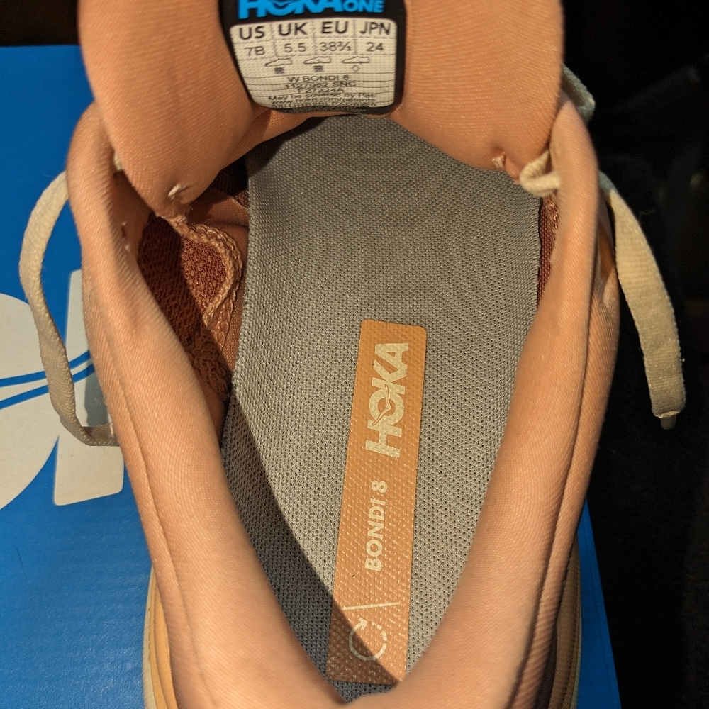 Hoka Women's Sneakers in Pink and Cream - Picture 7 of 9